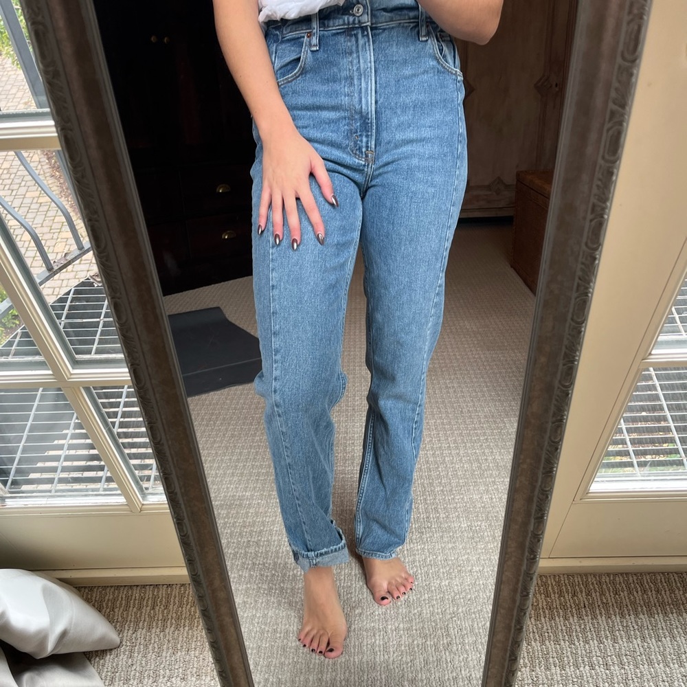 Abercrombie 90s ultra high rise size 6/28